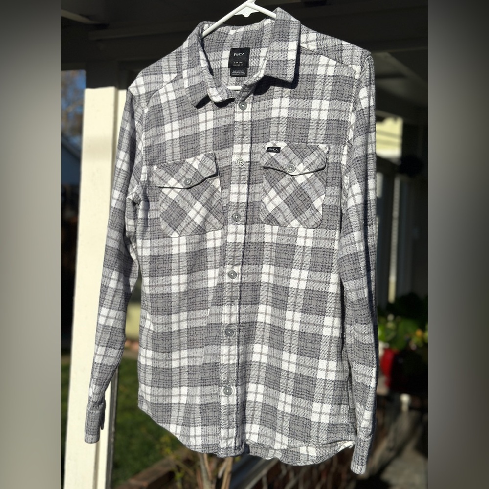 RVCA Plaid Flannel Mens Button Down Shirt Small Gray Plaid Thick Quality